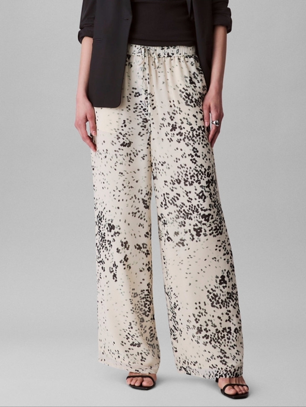 Calvin Klein Cream Wide-Leg Printed Pull On Wide Leg Pant